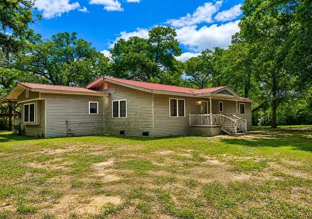 Homes for sale in Weimar, TX | 1393 County Road 2103, Weimar, TX 78962 | MLS# 56451742