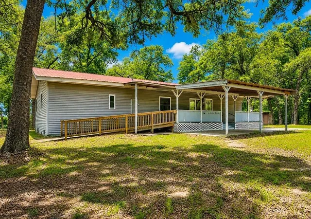 Homes for sale in Weimar, TX | 1393 County Road 2103, Weimar, TX 78962 | MLS# 56451742