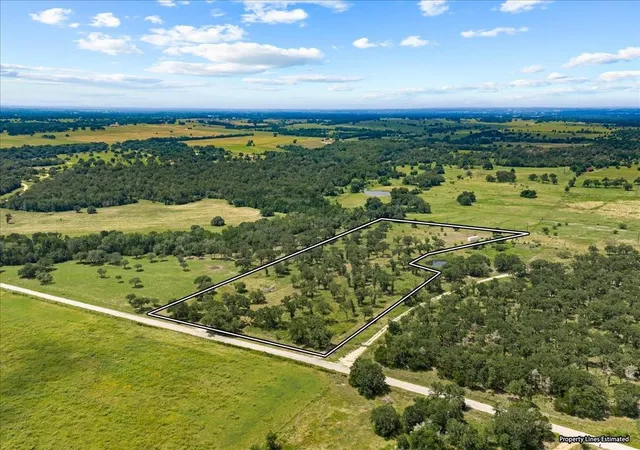 Homes for sale in Round Top, TX | 6900 Waldeck Cemetery Rd, Round Top, TX 78954 | MLS# 58509538