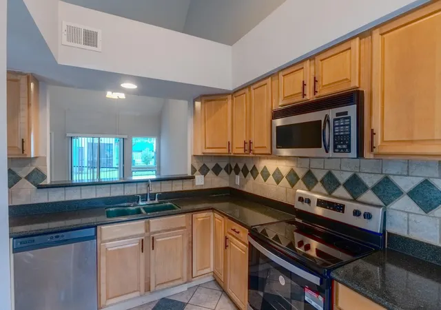 Photo 5 of Condo for sale at 4144 Greystone Way #702, Sugar Land, TX 77479 | MLS# 48698459 | Listing updated on 2026-09-02