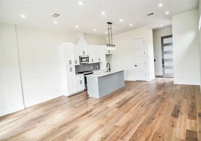 4th image of 1510 Weiss St, Houston, TX 77009 | MLS# 16179800