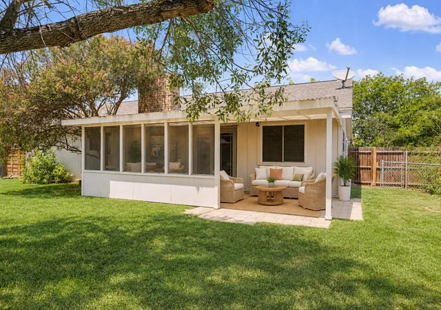 Photo 4 of Single family home for sale at 1407 Gatlinburg Dr, Pflugerville, TX 78660 | MLS# 56848695 | Listing updated on 2026-08-28