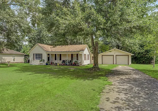 Homes for sale in Vidor, TX | 1215 Orange St, Vidor, TX 77662 | MLS# 9704746