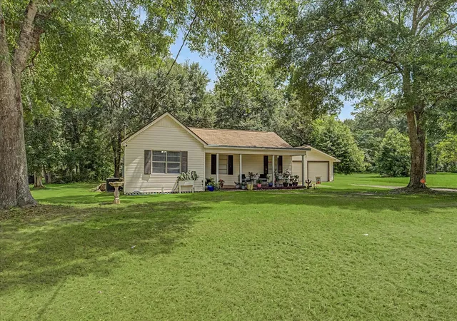 Homes for sale in Vidor, TX | 1215 Orange St, Vidor, TX 77662 | MLS# 9704746
