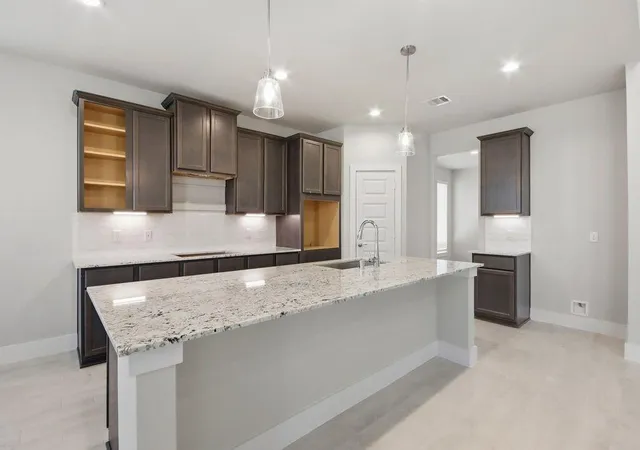 Photo 2 of Single family home for sale at 1944 Golden Spruce Ln, Conroe, TX 77301 | MLS# 46126879 | Listing updated on 2026-08-26