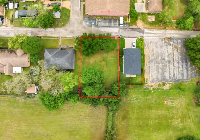 Homes for sale in Brenham, TX | 1314 Washington St, Brenham, TX 77833 | MLS# 38112308