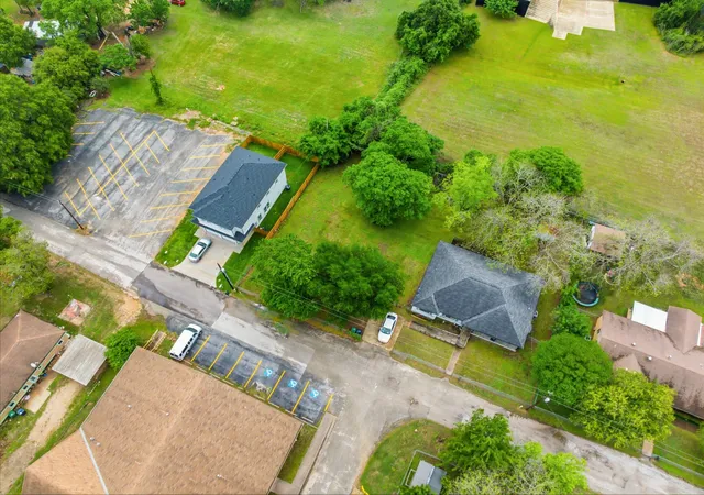 Homes for sale in Brenham, TX | 1314 Washington St, Brenham, TX 77833 | MLS# 38112308