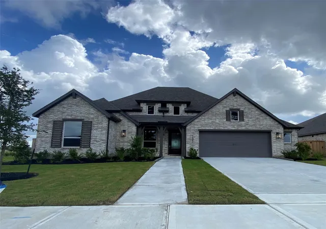 Homes for sale in Mont Belvieu, TX | 12246 Valencia Blvd, Mont Belvieu, TX 77523 | MLS# 48719558