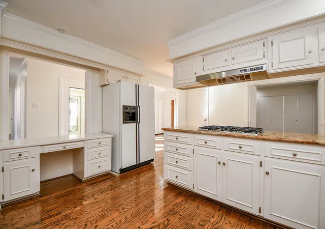 5th image of 2930 Country Club Blvd Blvd, Sugar Land, TX 77478 | MLS# 55815914