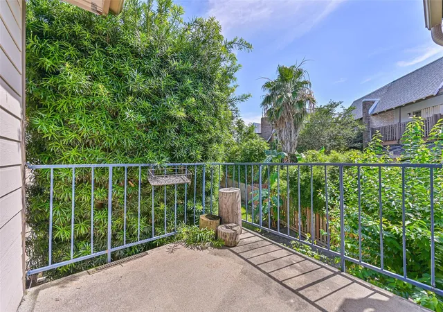 Photo 1 of Condo for sale at 7106 N Holiday Dr #7106, Galveston, TX 77550 | MLS# 540072 | Listing updated on 2026-07-29