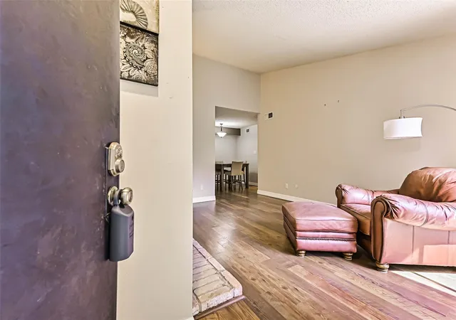 Photo 4 of Condo for sale at 7106 N Holiday Dr #7106, Galveston, TX 77550 | MLS# 540072 | Listing updated on 2026-07-29