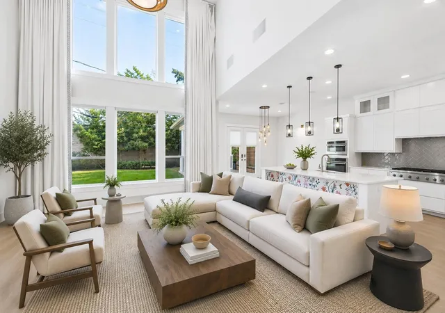 5th image of 8558 Ridgepoint Dr, Houston, TX 77055 | MLS# 82274631