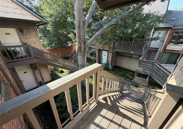 Photo 4 of Condo for sale at 2829 Timmons Ln #172, Houston, TX 77027 | MLS# 31379453 | Listing updated on 2026-08-31