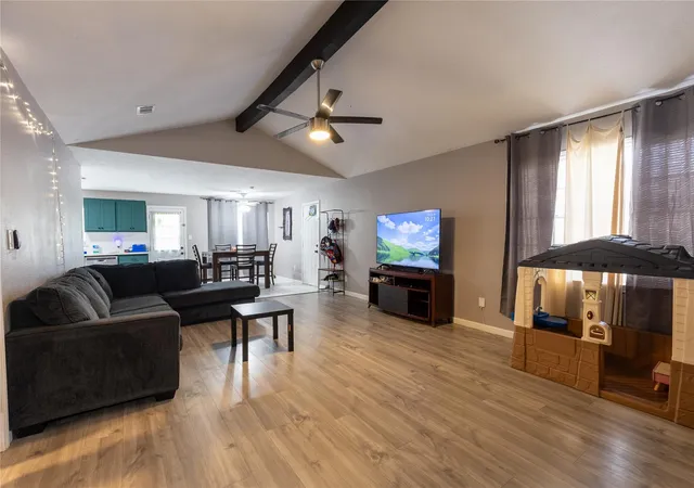 Photo 4 of Single family home for sale at 11106 Sagehill Dr, Houston, TX 77089 | MLS# 48533271 | Listing updated on 2026-01-14
