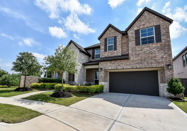 2nd image of 4534 Windy Oaks Dr, Fulshear, TX 77441 | MLS# 35331638