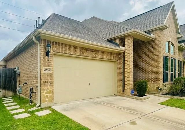 Photo 3 of Single family home for sale at 20714 Barrington Meadow Tr, Richmond, TX 77407 | MLS# 42759124 | Listing updated on 2026-09-20