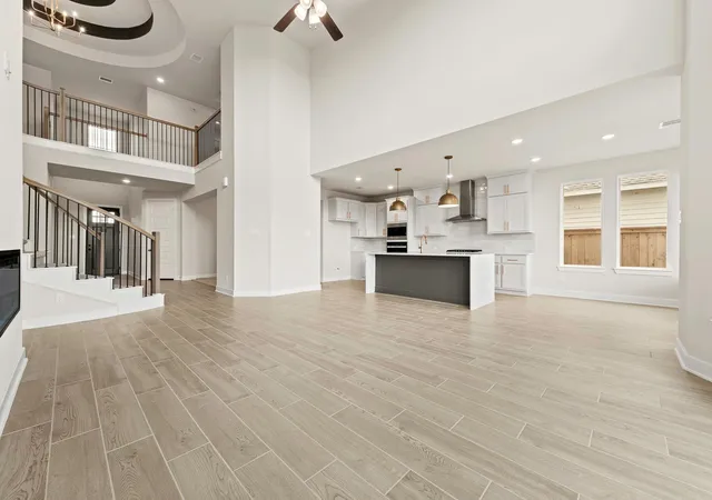 Photo 3 of Single family home for sale at 841 Caballos Dr, League City, TX 77546 | MLS# 24897174 | Listing updated on 2026-09-18