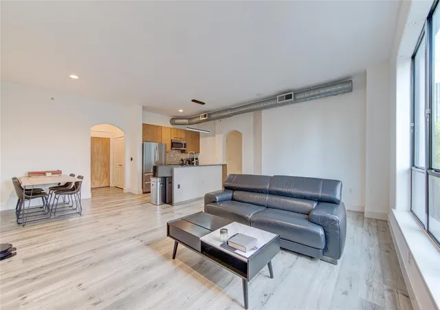 5th image of 1901 Post Oak Blvd #3105, Houston, TX 77056 | MLS# 41769478