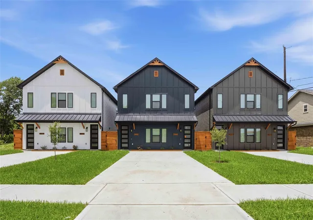 Photo 3 of Sale Pending at 4031 Cork Dr #A-D, Houston, TX 77047 | MLS# 36200529 | Listing updated on 2026-08-21