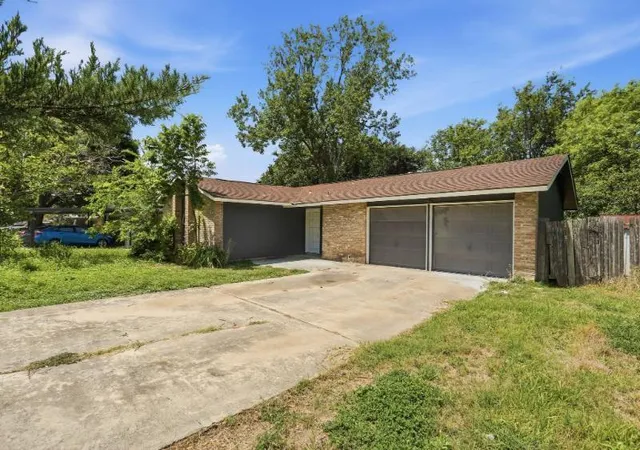 1st image of 5222 Charolais Dr, San Antonio, TX 78247 | MLS# 31789225