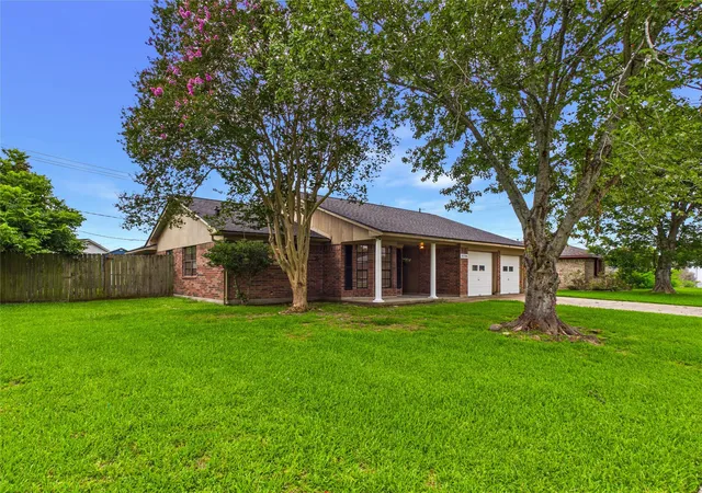 2nd image of 10306 Rustic Rock Rd, La Porte, TX 77571 | MLS# 23600294