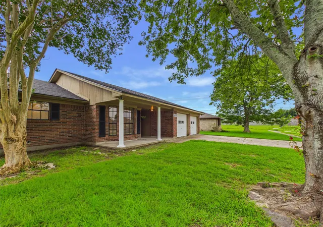 3rd image of 10306 Rustic Rock Rd, La Porte, TX 77571 | MLS# 23600294