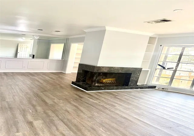 5th image of 2595 Marilee Ln, Houston, TX 77057