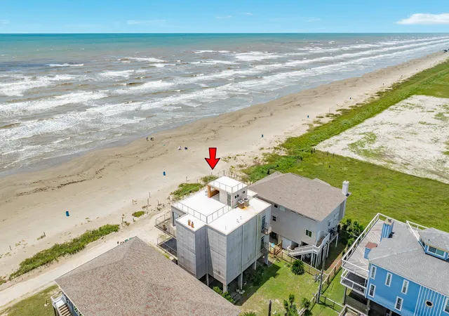Photo 3 of Single family home for sale at 13210 Bermuda Beach Dr, Galveston, TX 77554 | MLS# 65747983 | Listing updated on 2026-06-28