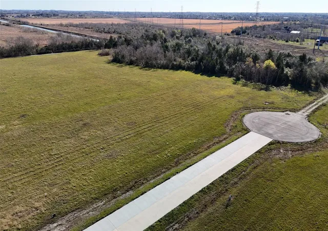6th image of 1702 Rymal Ranch Rd, Alvin, TX 77511 | MLS# 65411150