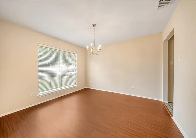 4th image of 1938 Courtside Pl Dr, Missouri City, TX 77489 | MLS# 59902718