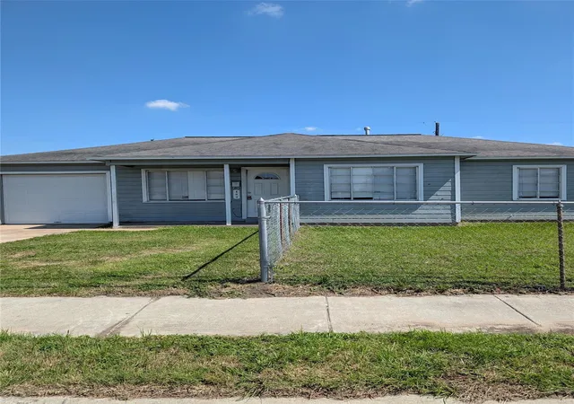1st image of 109 E Parker Rd, Houston, TX 77076 | MLS# 98201765