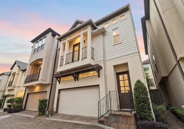 1st image of 2823 Sherwin St, Houston, TX 77007 | MLS# 39917464