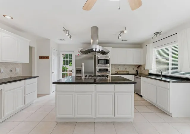 5th image of 59 Fire Flicker Pl, The Woodlands, TX 77381 | MLS# 19723705