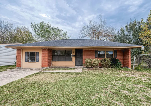 1st image of 11615 Duane St, Houston, TX 77047 | MLS# 79151478