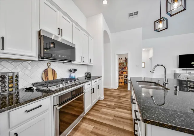 Photo 2 of Single family home for sale at 4103 Shackleton Ct, Rosharon, TX 77583 | MLS# 37796558 | Listing updated on 2026-07-28