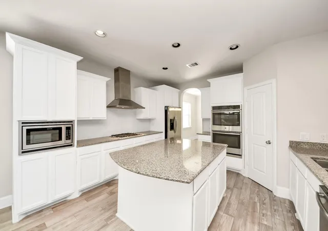 Photo 3 of Single family home for sale at 143 W Wading Pond Cir, Tomball, TX 77375 | MLS# 94160660 | Listing updated on 2026-10-02