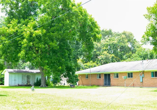 32nd image of 402 Peach Point Rd, Freeport, TX 77541 | MLS# 76558567