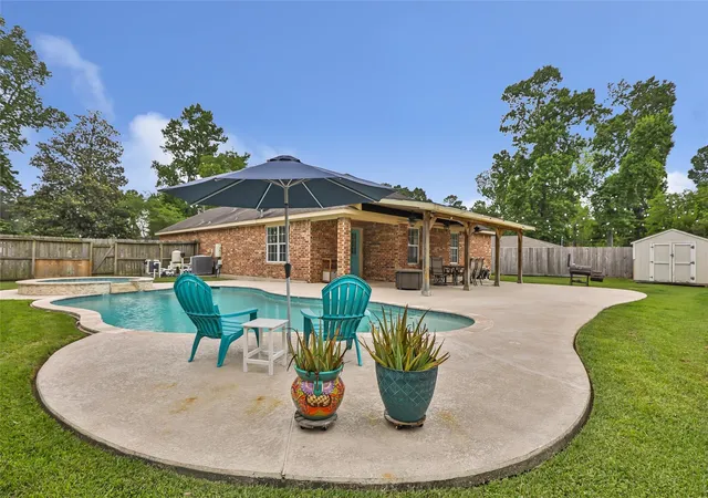3rd image of 735 Broad Ripple Dr, Houston, TX 77336 | MLS# 69833698