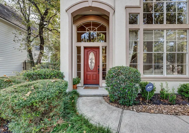 Photo 3 of Single family home for sale at 22 S Greywing Pl, Spring, TX 77382 | MLS# 3000839 | Listing updated on 2026-07-20