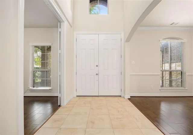 Photo 4 of Single family home for sale at 26306 Sunny Springs Ln, Cypress, TX 77433 | MLS# 96645546 | Listing updated on 2026-09-12