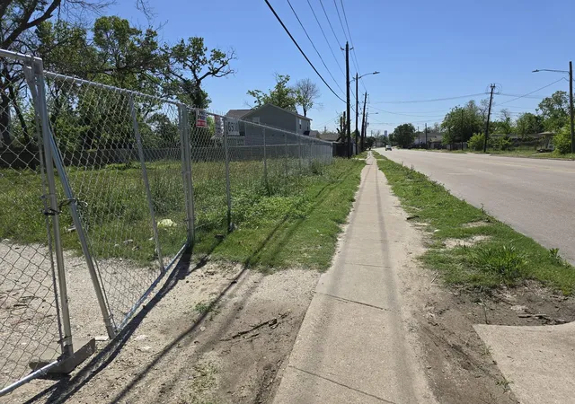Photo 4 of Land for sale at 8506 N Main St, Houston, TX 77022 | MLS# 70568670 | Listing updated on 2026-06-24