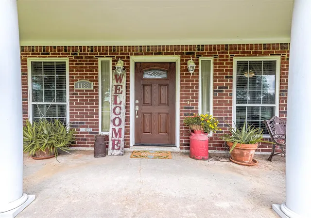 Photo 3 of Single family home for sale at 1189 County Rd 634, Alvin, TX 77511 | MLS# 88020371 | Listing updated on 2026-09-13