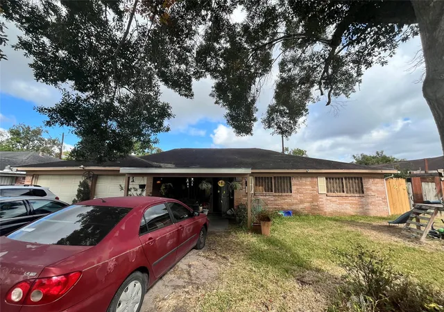 15th image of 4306 Kelling St, Houston, TX 77045 | MLS# 21336598