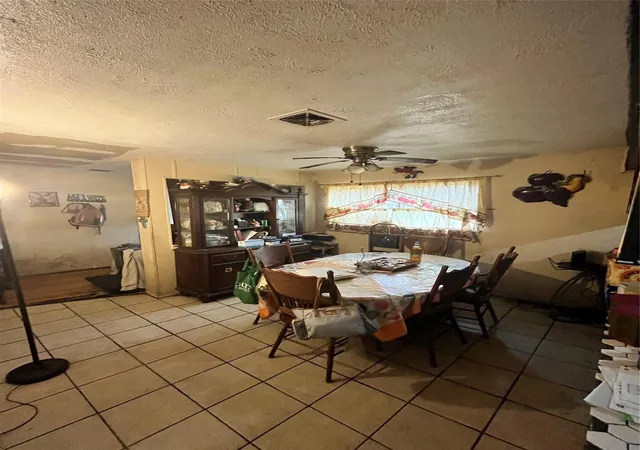 5th image of 4306 Kelling St, Houston, TX 77045 | MLS# 21336598