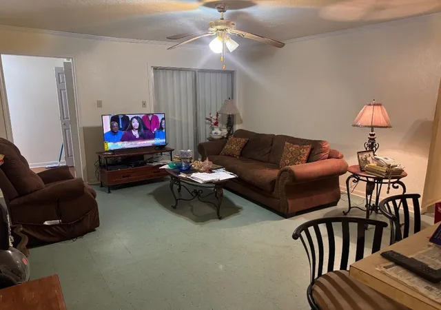 Photo 4 of Single family home for sale at 3503 Ave K, Galveston, TX 77550 | MLS# 59310992 | Listing updated on 2026-04-21