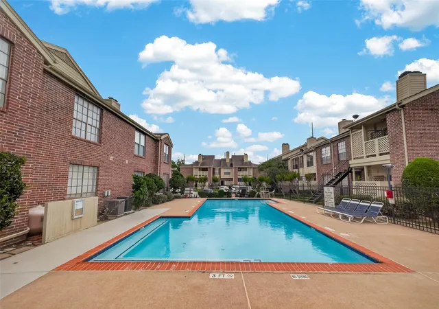 17th image of 2121 El Paseo #2005, Houston, TX 77054 | MLS# 38163582
