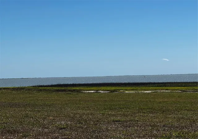3rd image of 3221 Bay Ridge Dr, Palacios, TX 77465 | MLS# 26523917