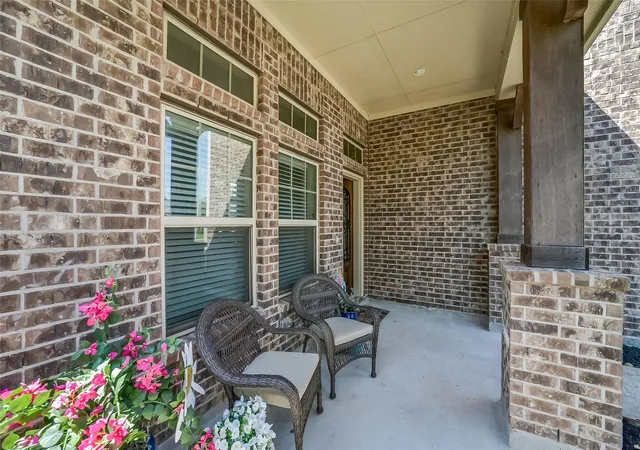 Photo 2 of Single family home for sale at 29111 Parker Trace Dr, Fulshear, TX 77441 | MLS# 61743523 | Listing updated on 2026-09-17