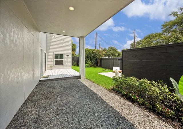 Photo 1 of Townhouse for sale at 7702 Jacquelyn Oaks Rd, Houston, TX 77055 | MLS# 14947457 | Listing updated on 2026-09-20