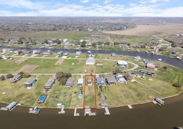 4th image of 1963 County Road 291, Bay City, TX 77414 | MLS# 79769878